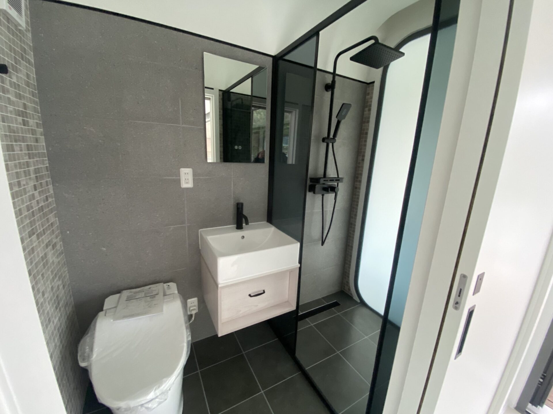 トレーラーハウスのトイレは水洗が使える！ しくみや衛生面・よくある ...